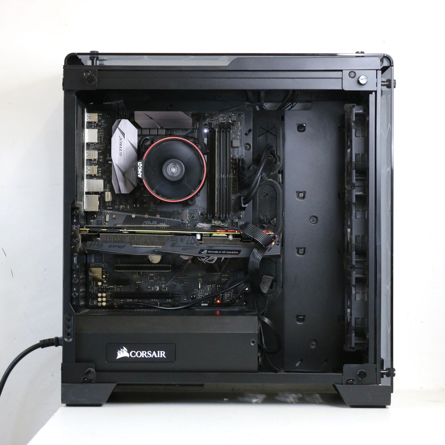 Corsair 570X 全景ROG GTX1080主機 (1080p 順玩3A大作)
