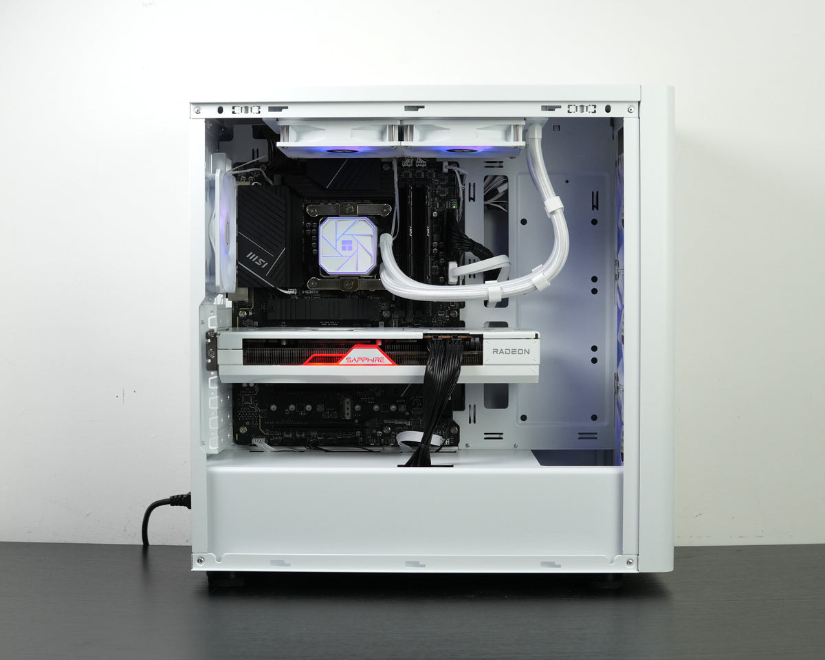 【半全新主機】Intel 14代 i7-14700KF x RX 7800 XT 16G PURE 頂級白色電競主機 (特大 VRAM 暢玩 3A 神機)