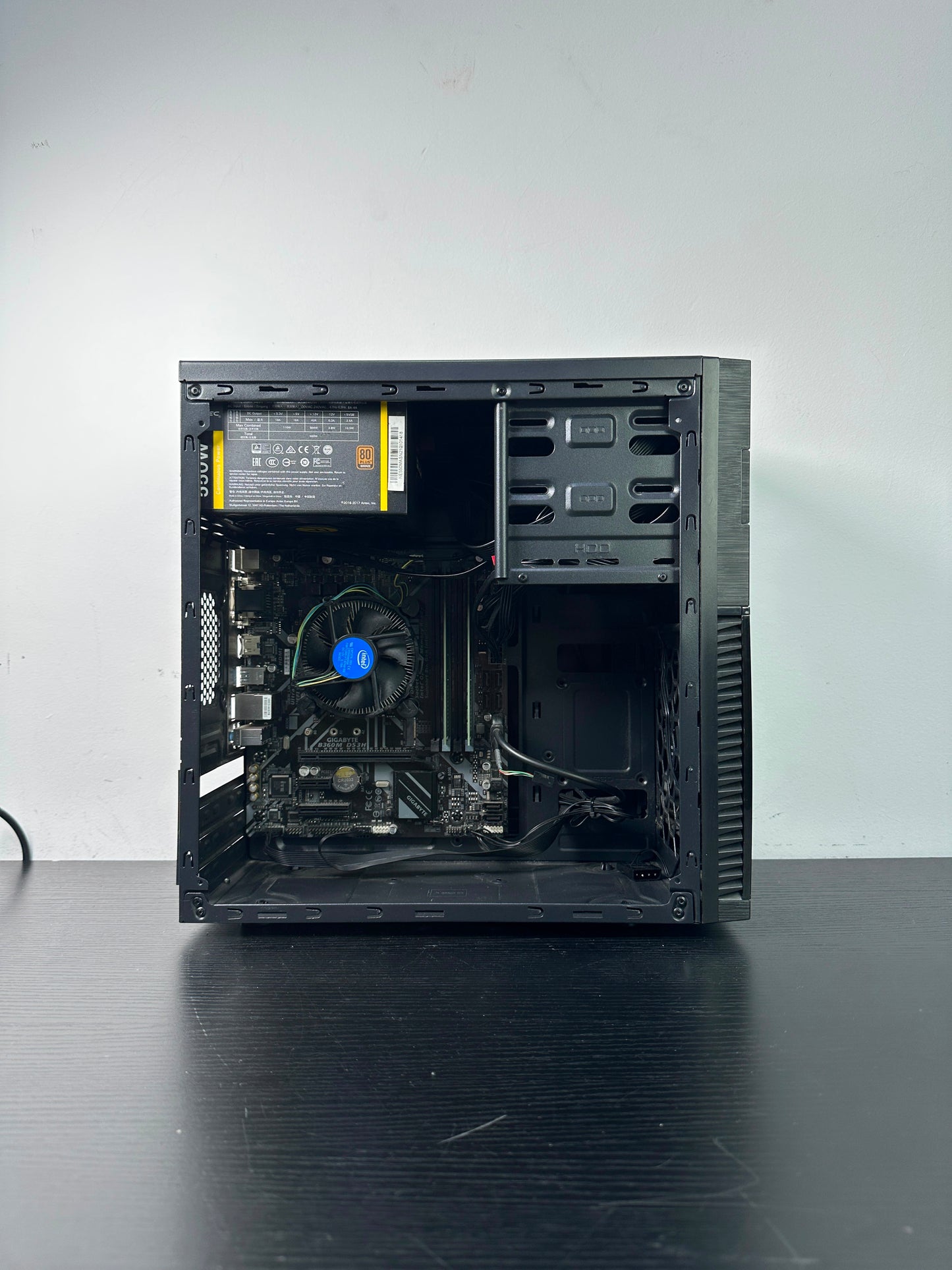 Intel I5 8500 16GB RAM 入門文書打機電腦